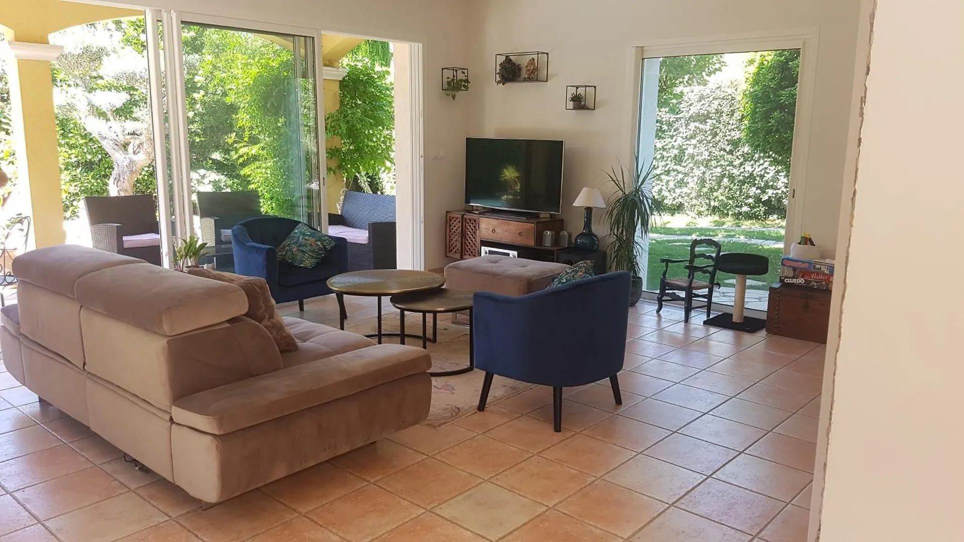 Villa Campagne Cezanne Aix-en-Provence 0*,