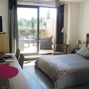 à Deux Pas D'aix Appart hôtel